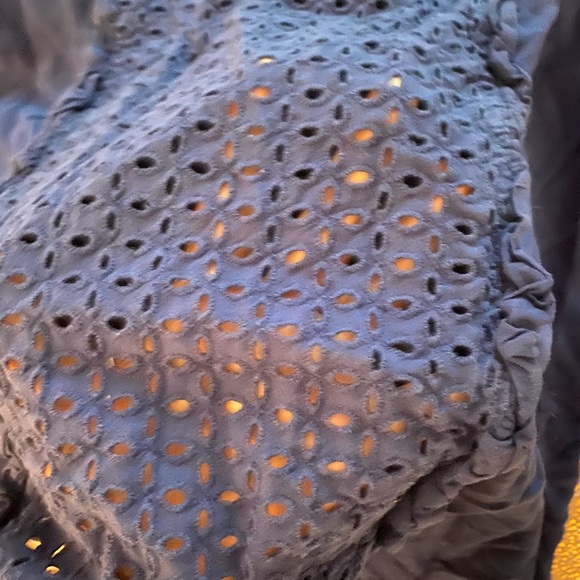 clothes !!! - Picture 3 of 3